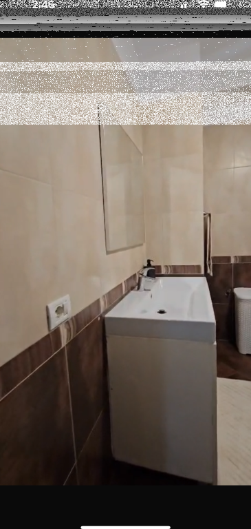 Apartament 2+1, Shkolla e Bashkuar!