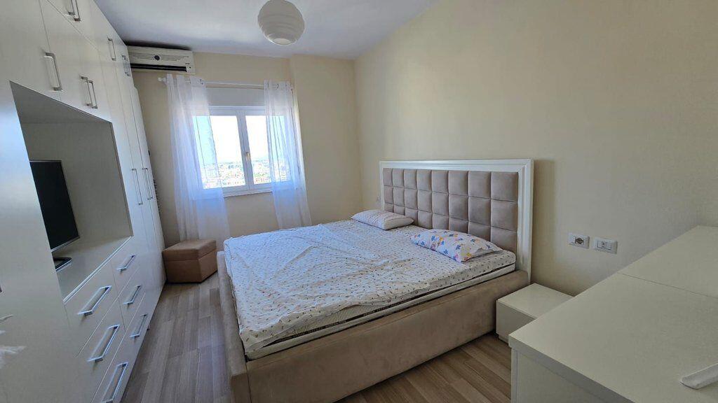 Appartamento 2+1 in affitto a 9 Katshet vicino a Piazza Skenderbej !