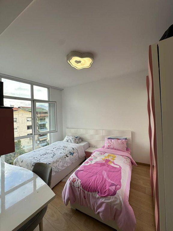 Shitet apartament 2+1+2 Kompleksi Kika 2 Komuna e Parisit
