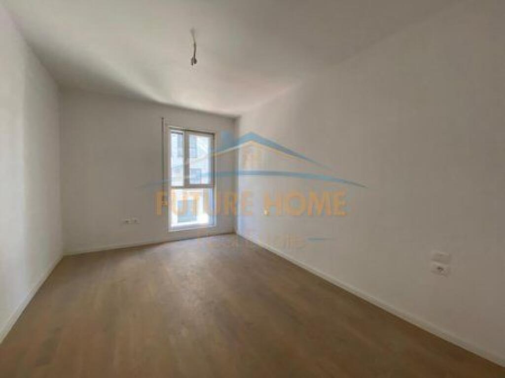 Shitet, Apartament 2+1+2, Tirana Trio Towers, Don Bosko