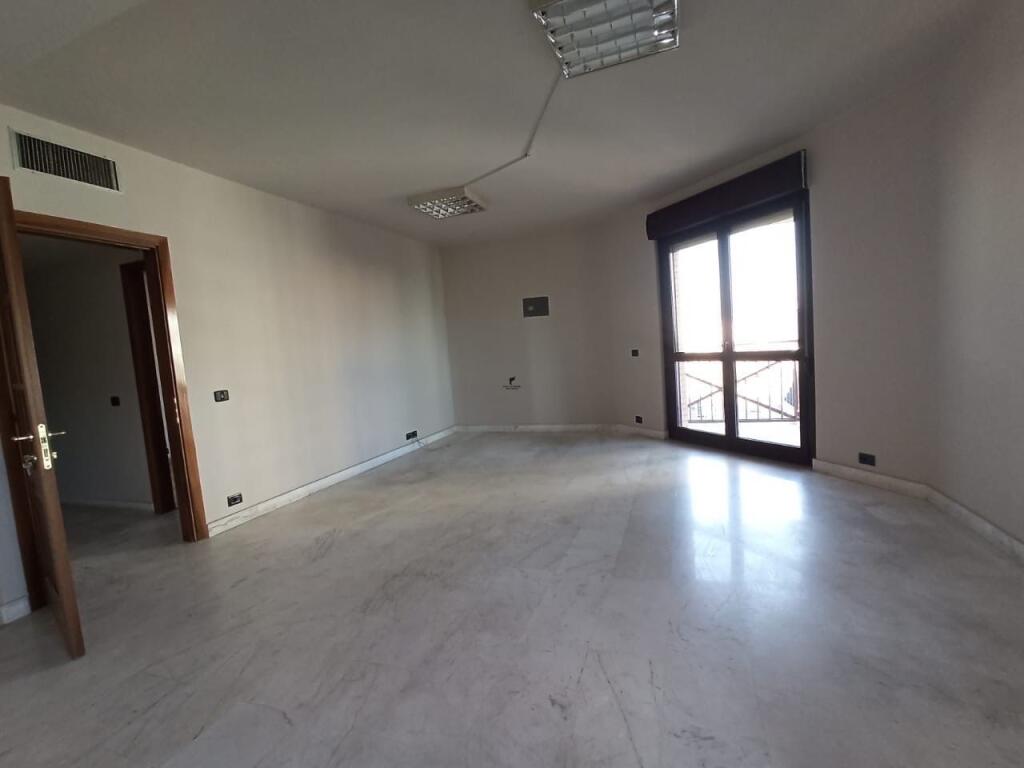 UFFICIO IN AFFITTO 130 M2 CENTRO 1800 EURO
