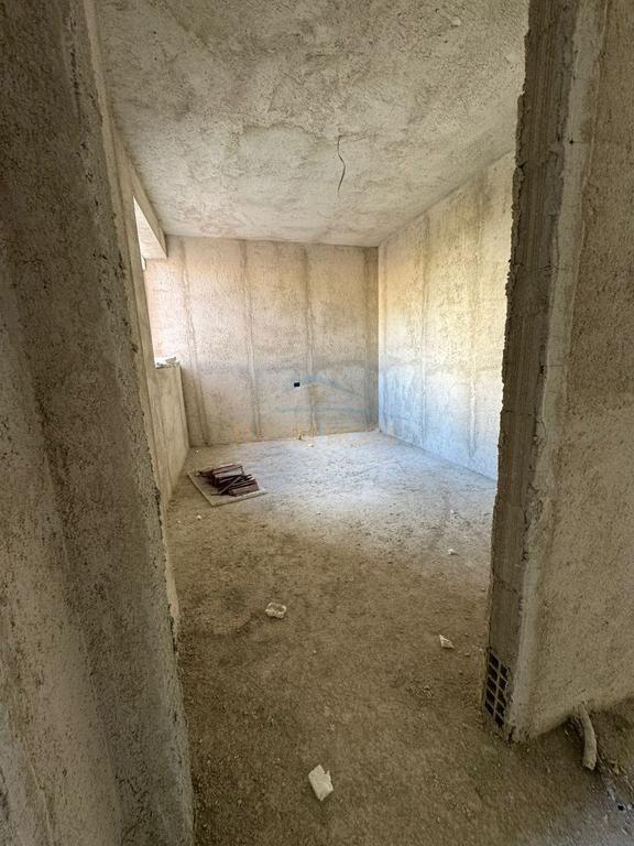 Shitet, Apartament 2+1+2, Fusha e Aviacionit, Tiranë.