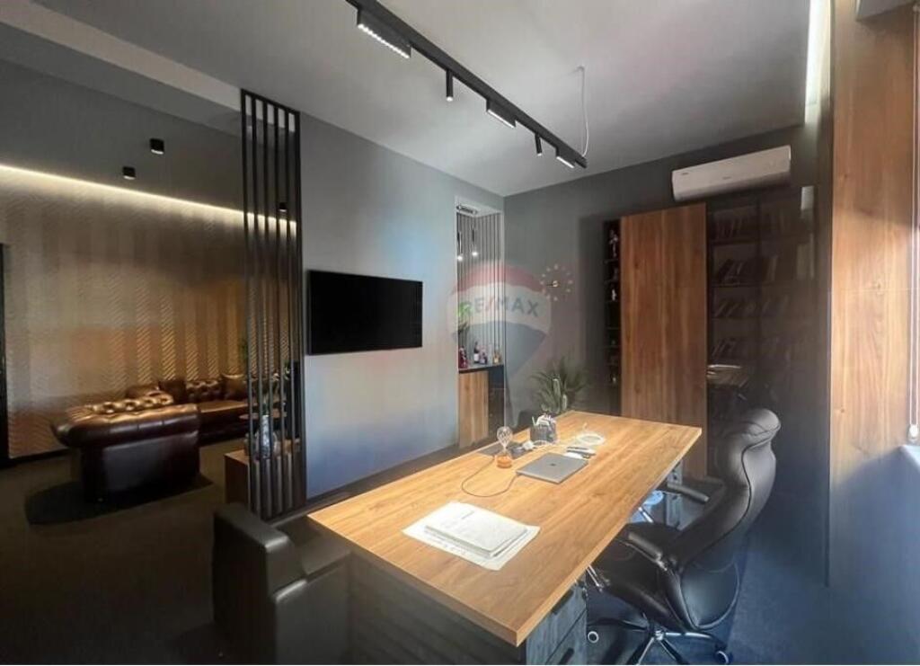Ufficio - In Vendita - Complesso Delijorgji, Tirana (ID: 530181095-228)