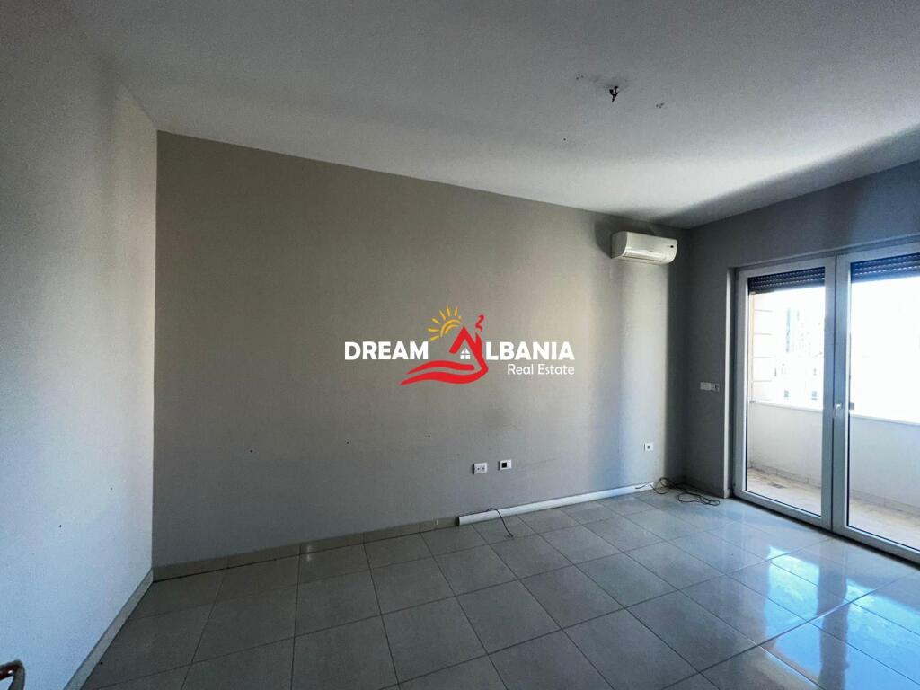 Ambient Zyre me qera ( Ap 2+1) Rr Kavajes, prane Rr Bogdaneve, Tirane (ID 42611384)