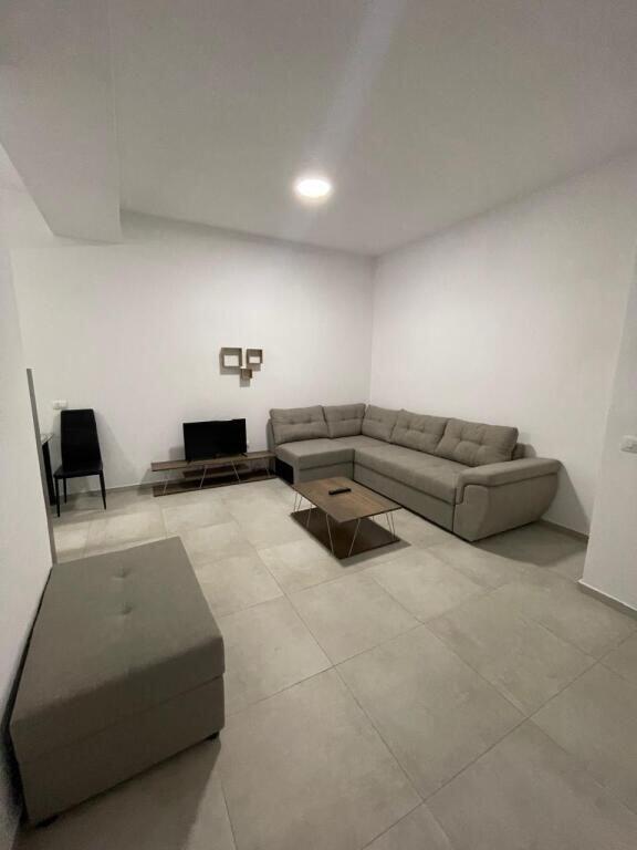 Apartament 1+1 Mangalem 21