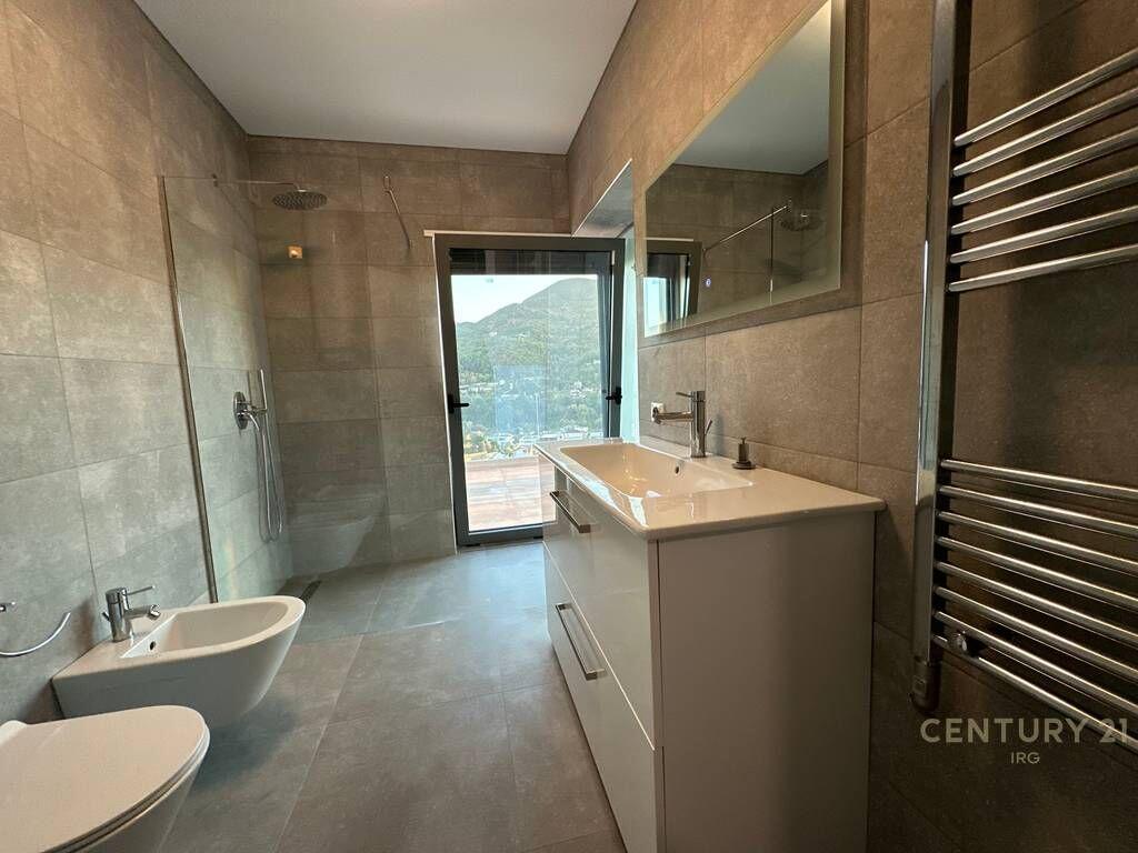 Vile ne Rezidencen Olive Grove! 2,500 € /Muaj