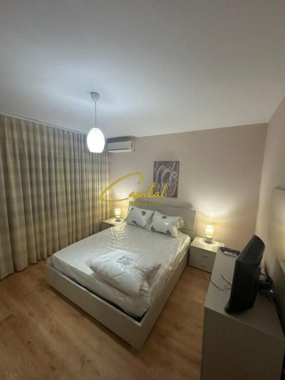 APARTAMENT ME QERA 2+1 ISH FUSHA AVIACONIT 650 EURO