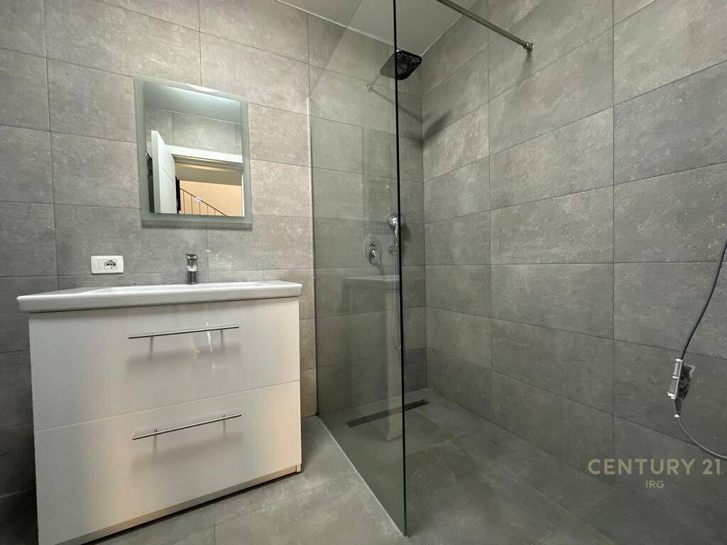 Vile ne Rezidencen Olive Grove! 2,500 € /Muaj