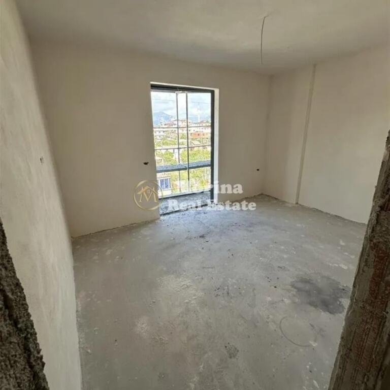 Apartment 1+1 for sale, Paskuqan, 73,000 Euro.