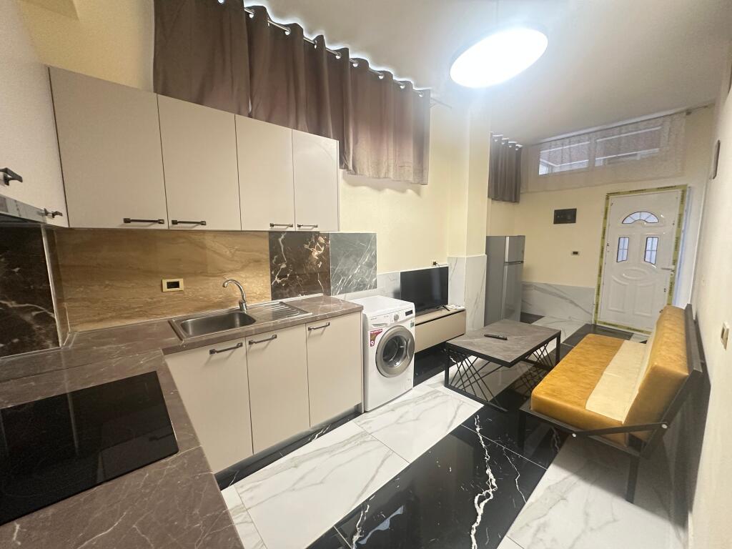 Ali Demi, Appartamento 1+1 in affitto