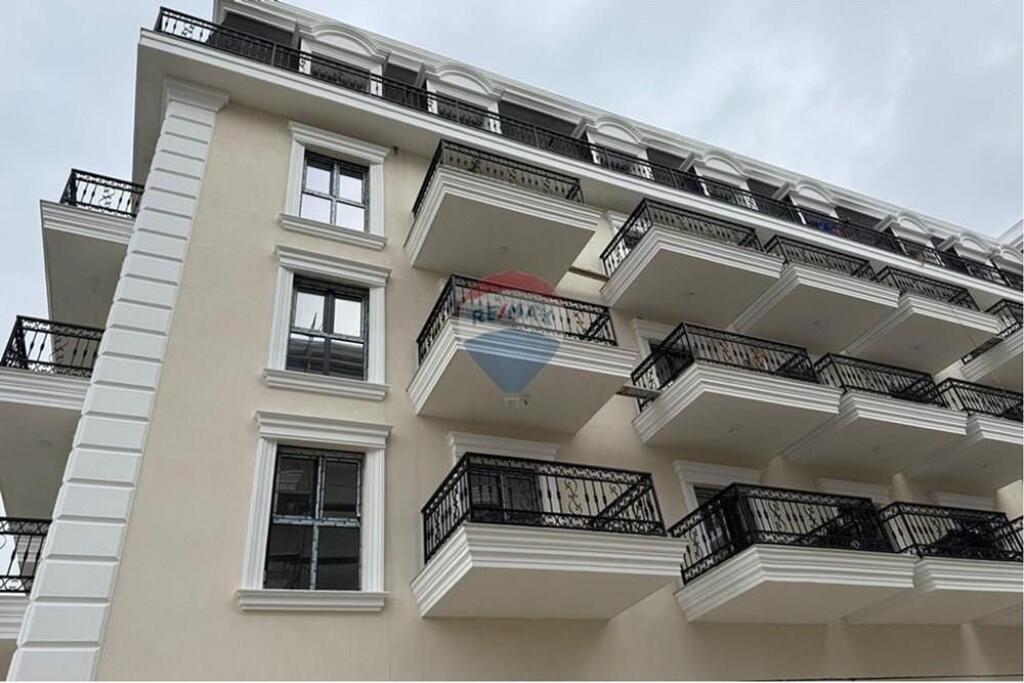 APARTMENT 2+1+2 FOR SALE IN TIRANA PORTA E RE