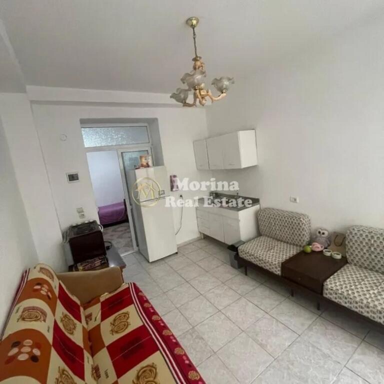 Sale, Apartment 2+1+2wc, Mine Peza Street, 170 000 euro