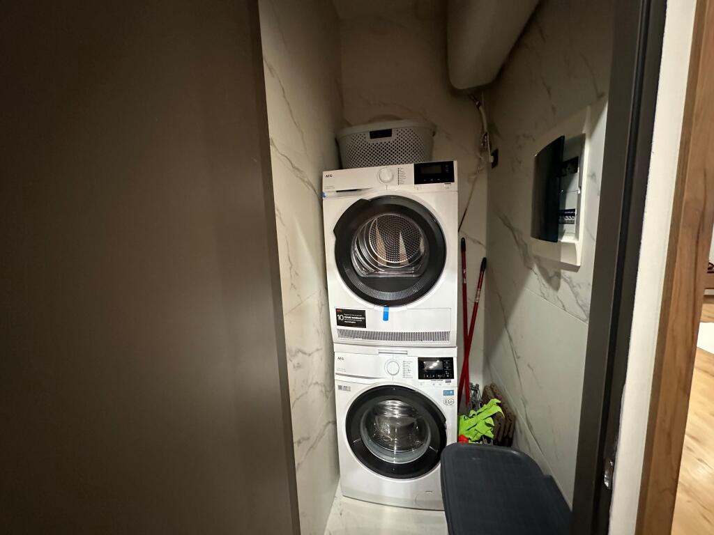 Affitto, Appartamento 2+1+Posto Auto, Secret Garden Residence, Tirane.