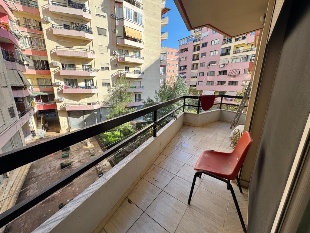 Appartamento 2+1 in affitto ad Astir!