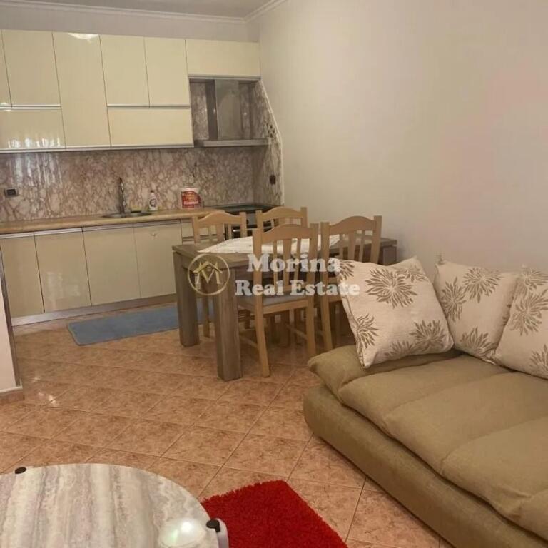 Qera, Apartament 3+1, Rruga Elbasanit, 1000 euro/muaj