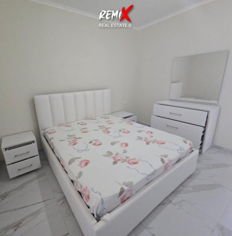 JEPET ME QERA KATI I 1-RË I NJE VILE NE KËNETË,DURRES