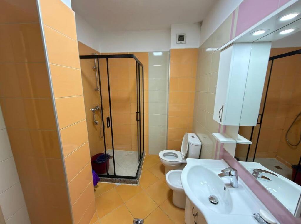 Apartament me qera 1+1 Liqeni i Thate