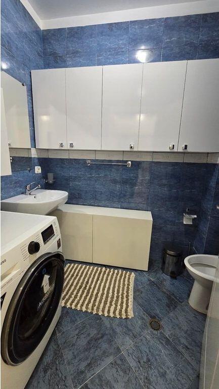 Appartamento 2+1 in affitto a 9 Katshet vicino a Piazza Skenderbej !