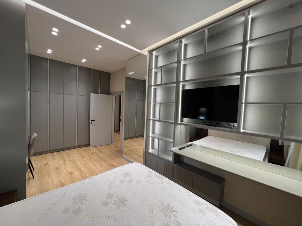 SUPER APPARTAMENTO IN AFFITTO 1+1 A SQUARE 21