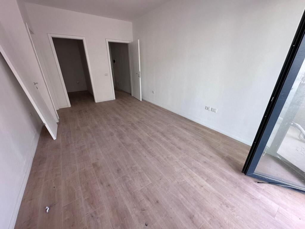 Apartament per shitje 1+1 tek Liqeni i Thate