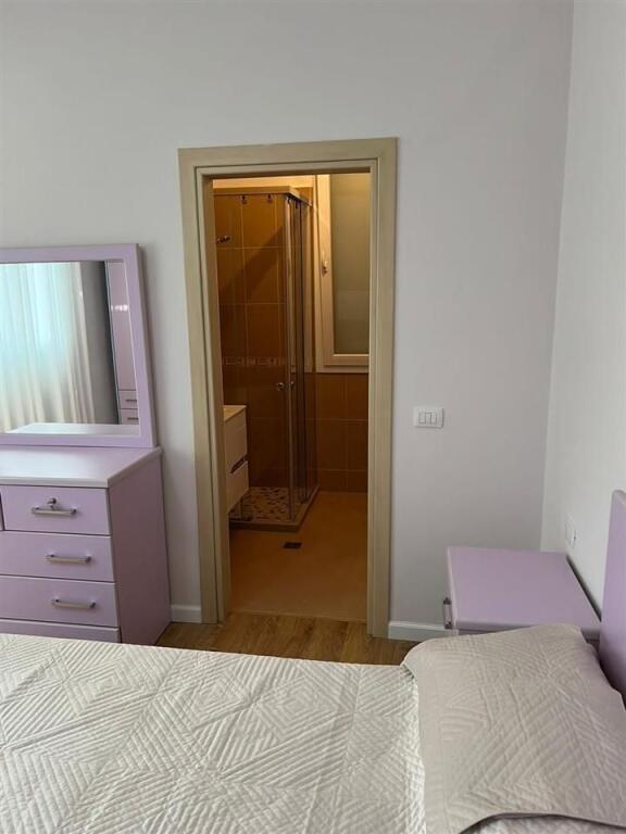 Apartament me qira – Rruga Gramoz Pashko, Tiranë