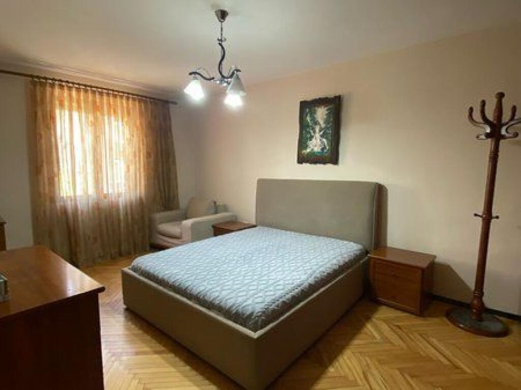 Affitto, Appartamento 2+1, Myslym Shyri, Tirana.