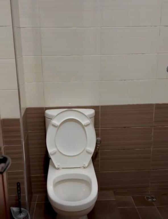 Private house first floor 1+1 for rent in Allias!