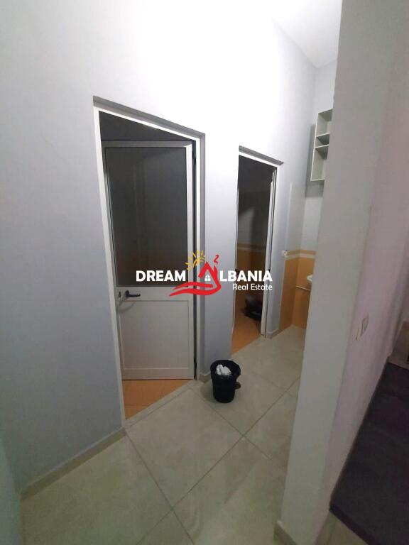 Ambjent biznesi me qera te Liqeni i Thate prane “Kopshtit Zoologjik”, Tirane (ID 42611062)