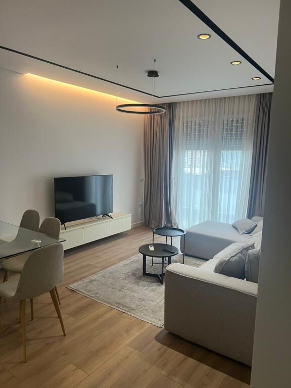 🏡 Jepet apartament 1+1+Post Parkimi me qira te Parku Olimpik
