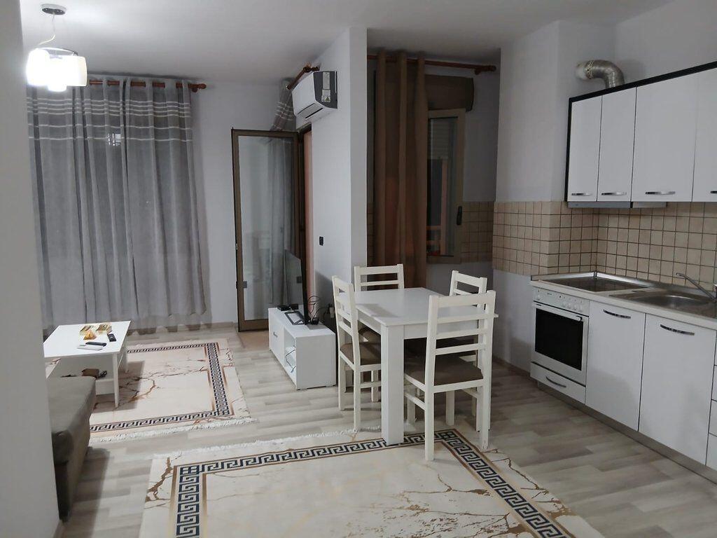 2+1 APARTMENT FOR RENT IN THE CENTER OF TIRANA! 700 € /Month