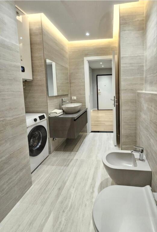 Affitto Appartamento 2+1+2 – Juridiku, Bllok