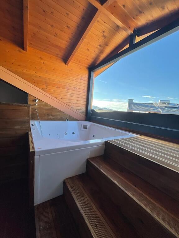 🏡 Ville in Affitto – Complesso Colombo, Tirana 🌿