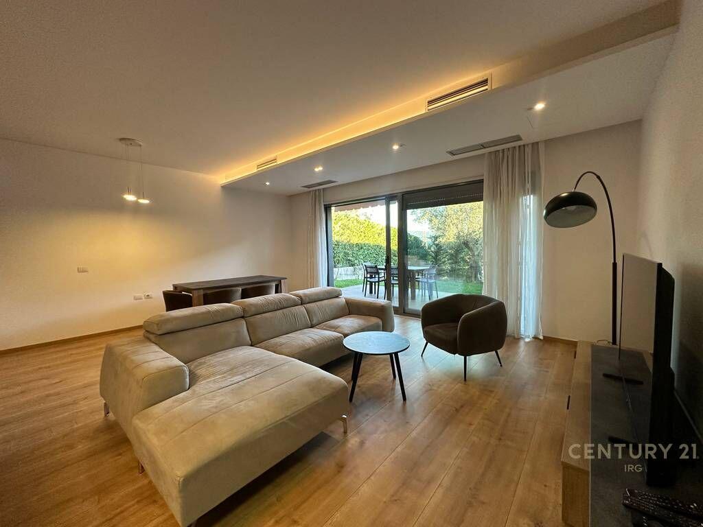 Vile ne Rezidencen Olive Grove! 2,500 € /Muaj