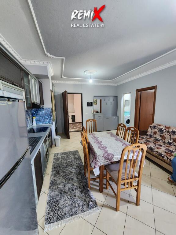 APARTAMENT PER SHITJE PRANE SHKEMBIT TE KAVAJES