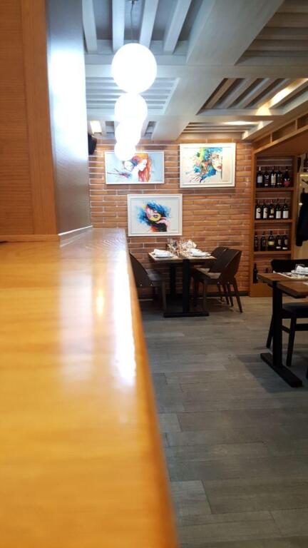 🍽️ RESTAURANT FOR RENT – NEAR “DURRËSIT” STREET, OPPOSITE “QEMAL STAFA” SCHOOL, ADJACENT TO HOTEL ELER