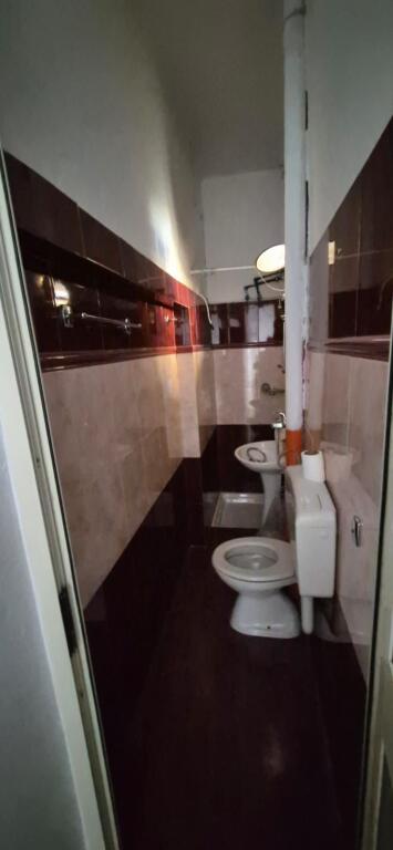 🏠 Villa 2+1 + entrance 1+1 for rent 📍 Rruga e Dibrës, near Selvia