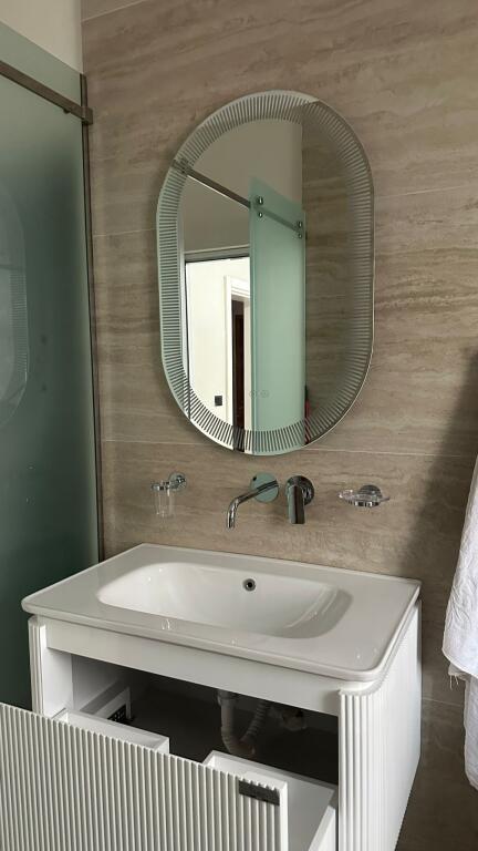 Jepet me qira apartament 1+1 te Spitali Amerikan 2!