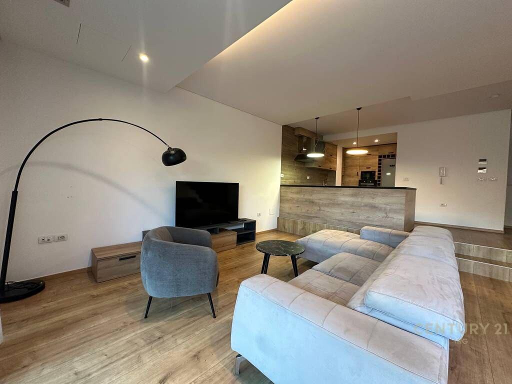 Vile ne Rezidencen Olive Grove! 2,500 € /Muaj