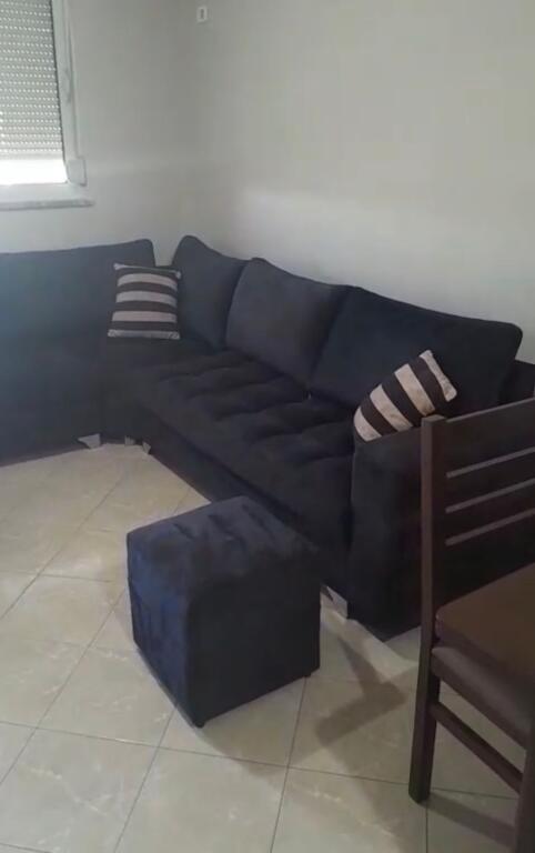 AFFITTASI 2+1+1 DON BOSKO 50.000 LEKE