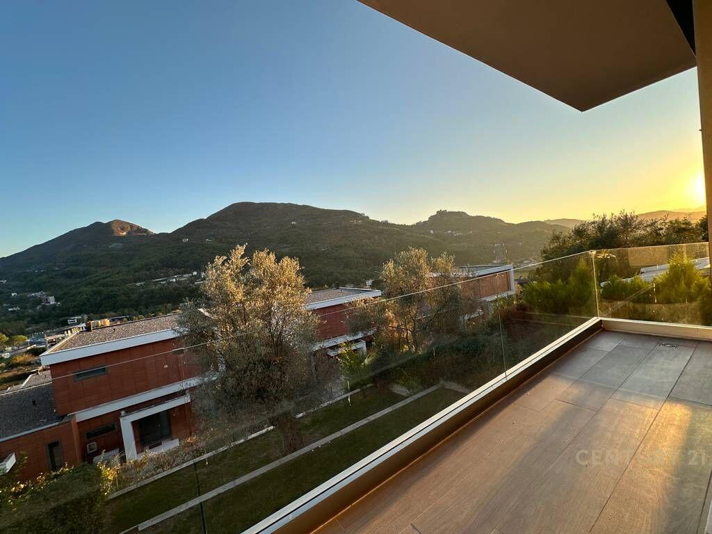 Vile ne Rezidencen Olive Grove! 2,500 € /Muaj