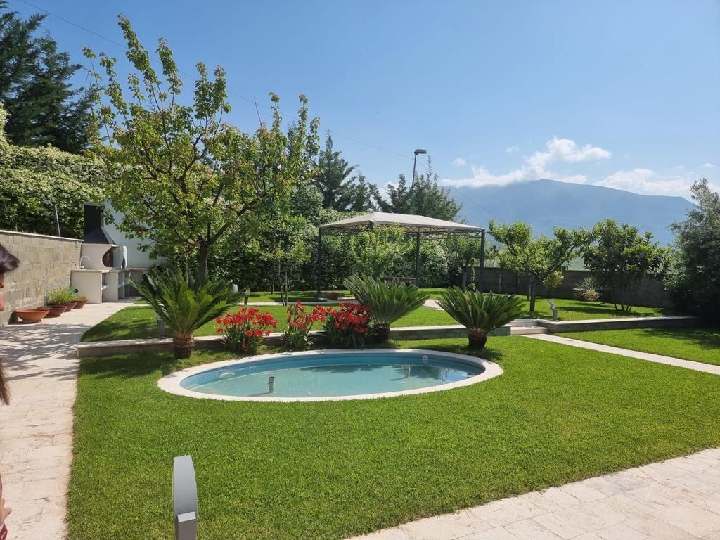 3-Storey Villa for Sale in Lunder Teg