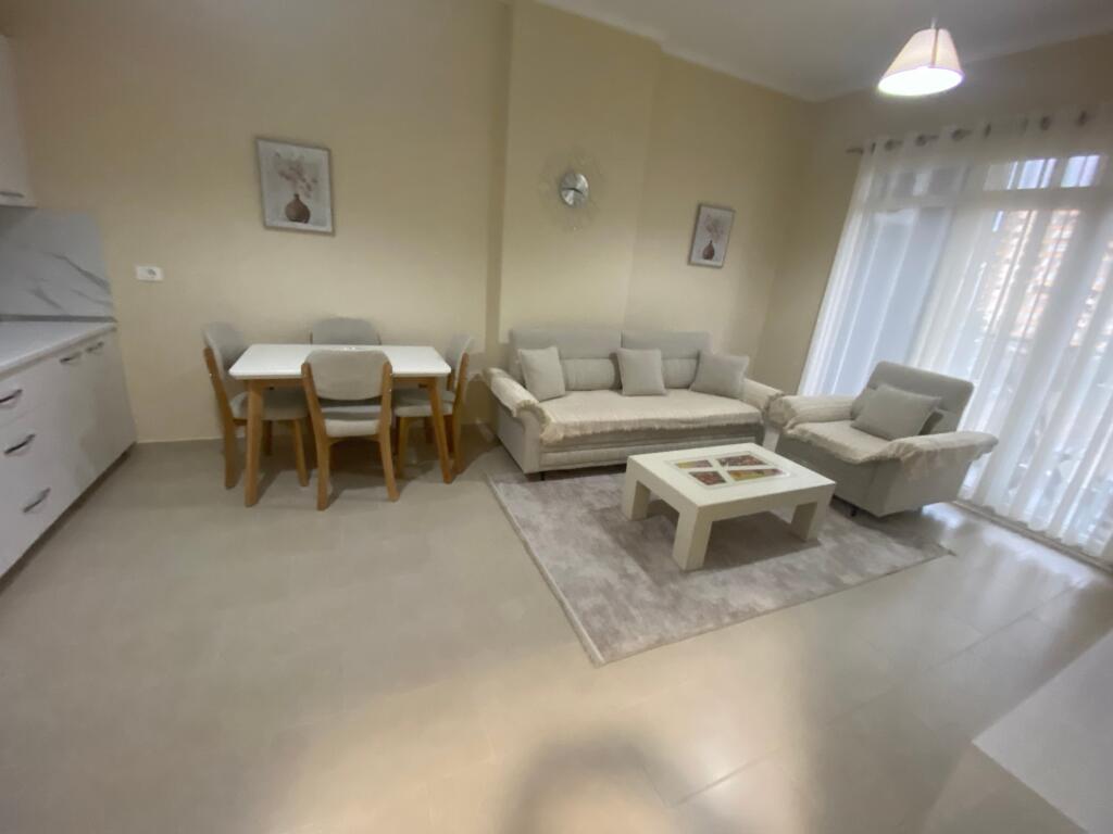 1+1,furnished near square 21,municipal police,price 750 thousand leke