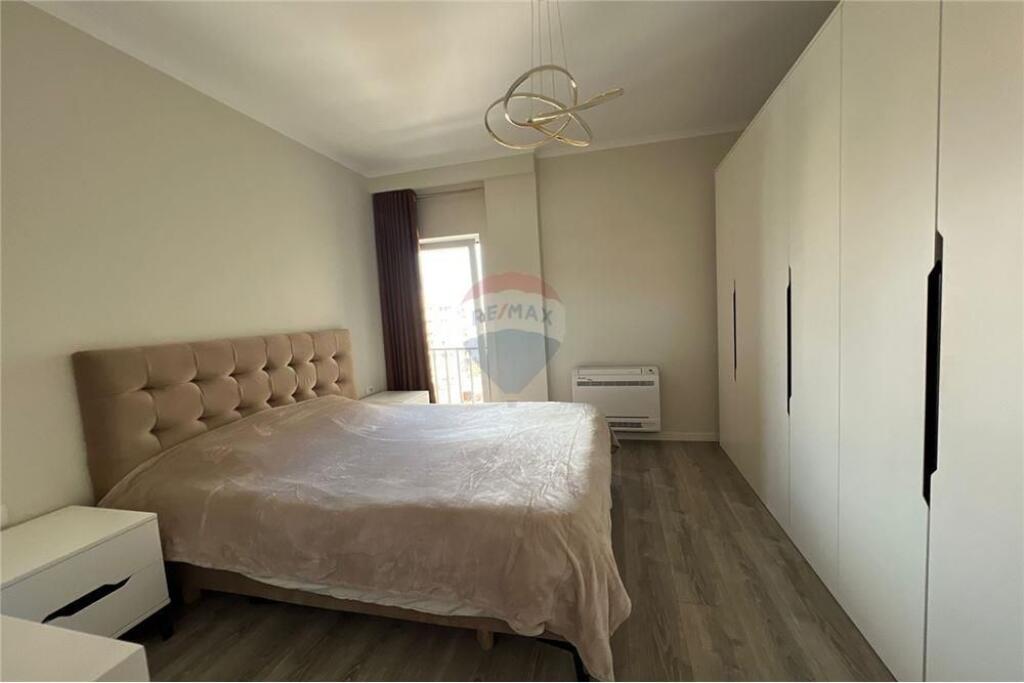 Apartament - Për Qira - Hipoteka, Tiranë