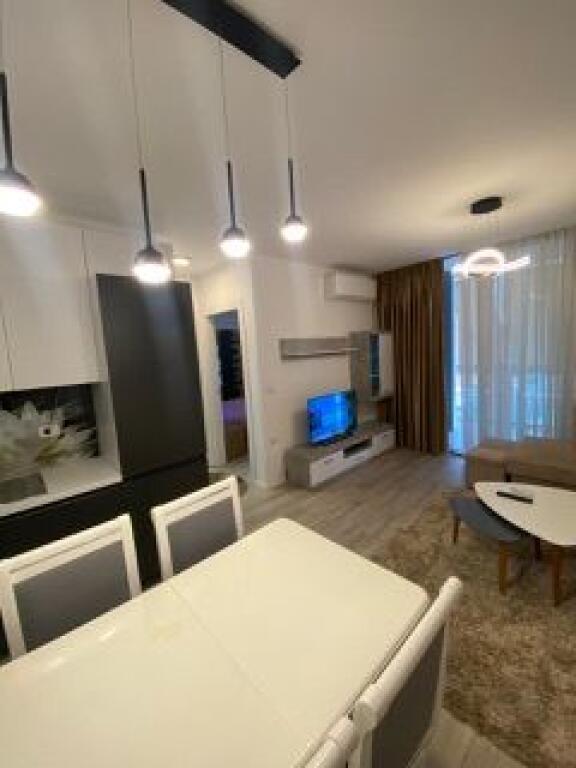 Apartment lluksoz 2+1+🅿️ ne Don Bosko me 800€