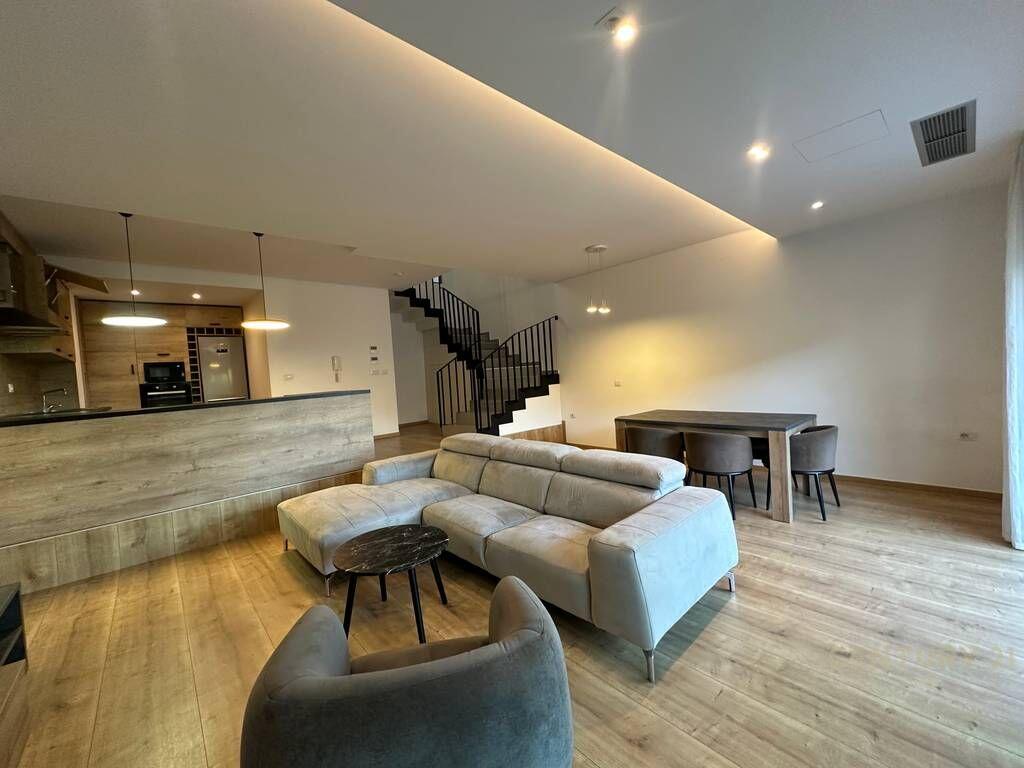 Vile ne Rezidencen Olive Grove! 2,500 € /Muaj