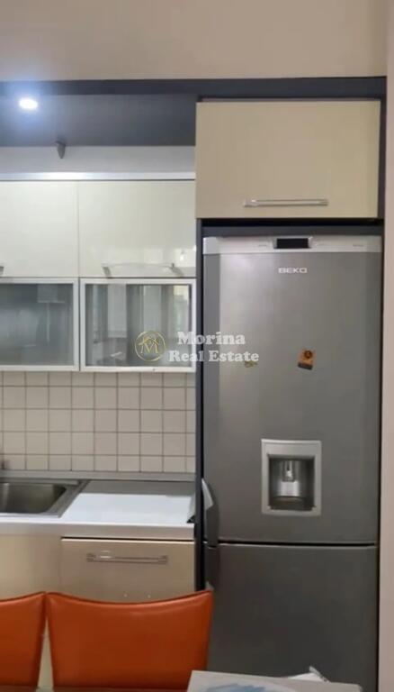 Qera, Apartament 3+1, Rruga Qemal Stafa, 1000 Euro/Muaj.