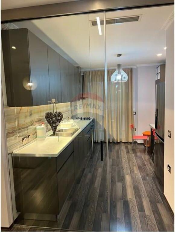 Apartment - For Rent - Kosovareve Street