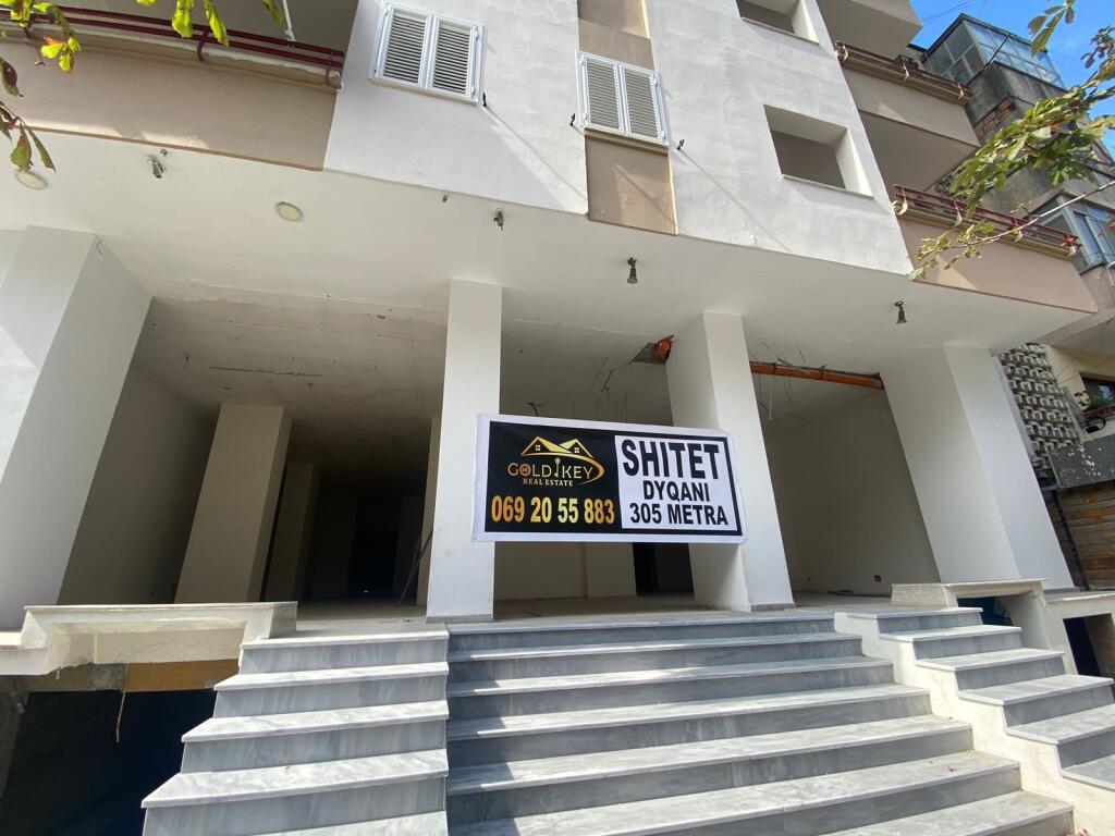 Shop for Sale Adjacent to Durres Police