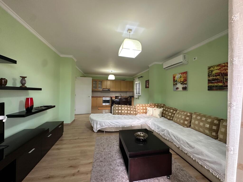 Apartament 1+1 per qira ne Laprake !