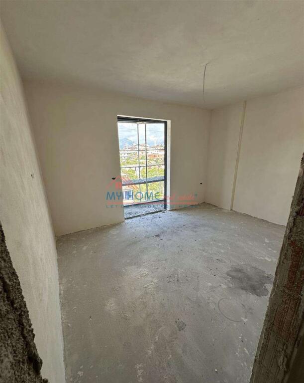 Apartament 1+1 ne Shitje ne Paskuqan ne Tirane